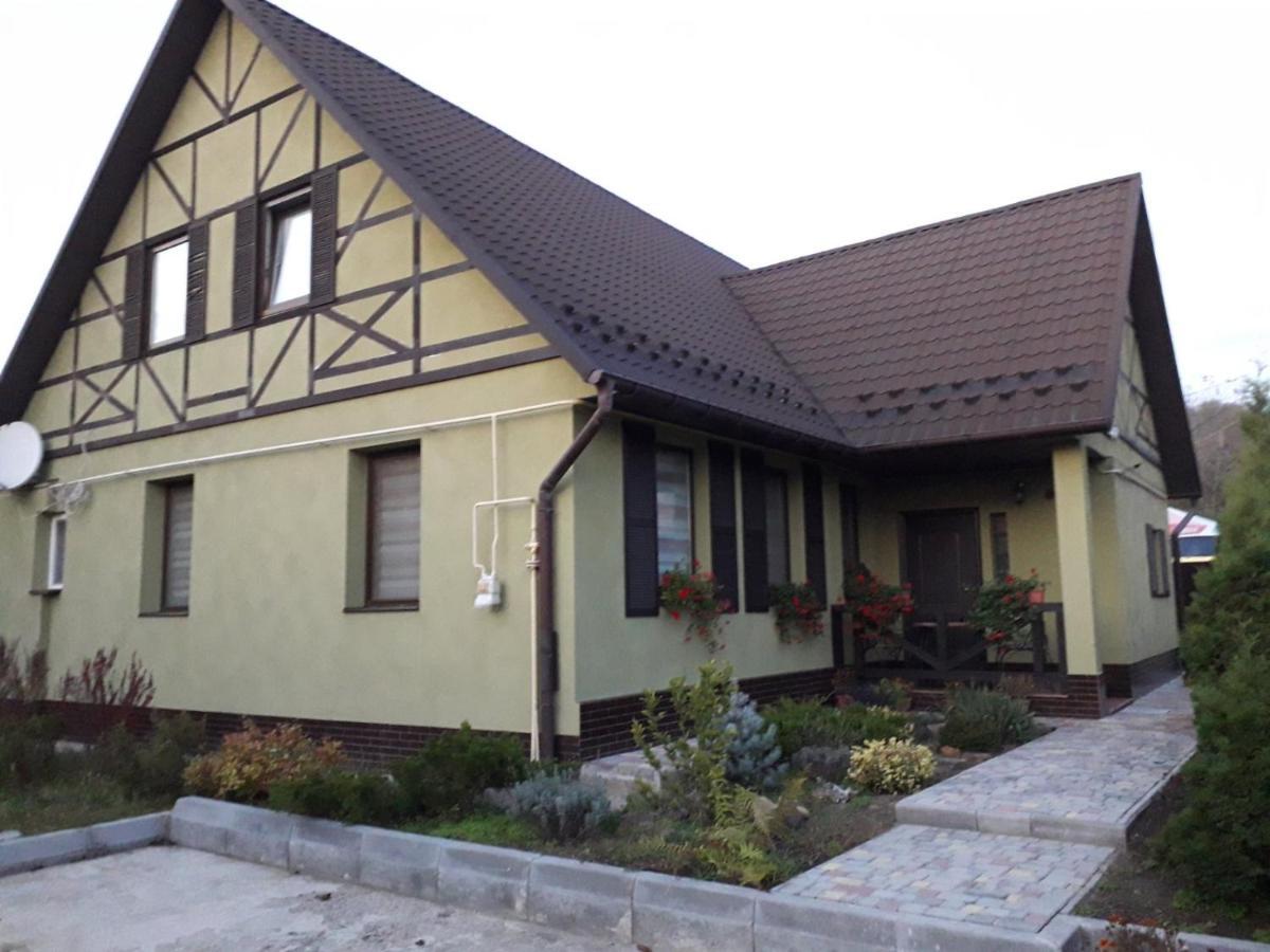 Apartament On Levanevskogo 2 Apartment คาเมียเนตส์-โปดิลสกี ภายนอก รูปภาพ